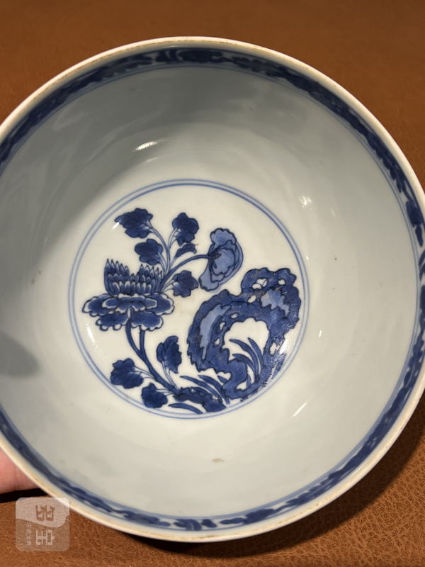 清康熙 青花洞石花鸟纹大碗 - 图8